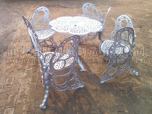 Cast aluminum outdoor furniture